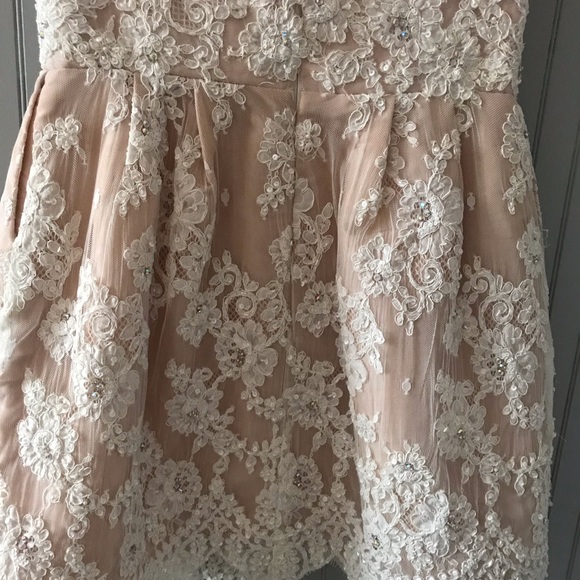 Sherri Hill Lace Dress - Style 2957 - Picture 4 of 6